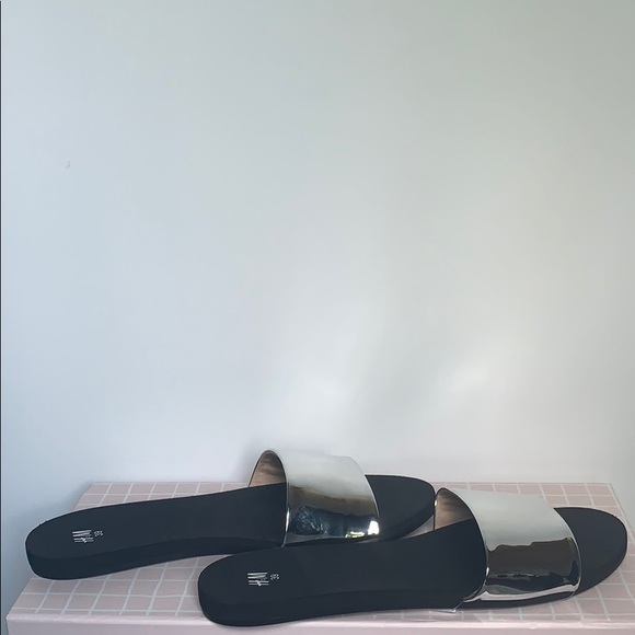 H&M silver slides - Picture 2 of 4